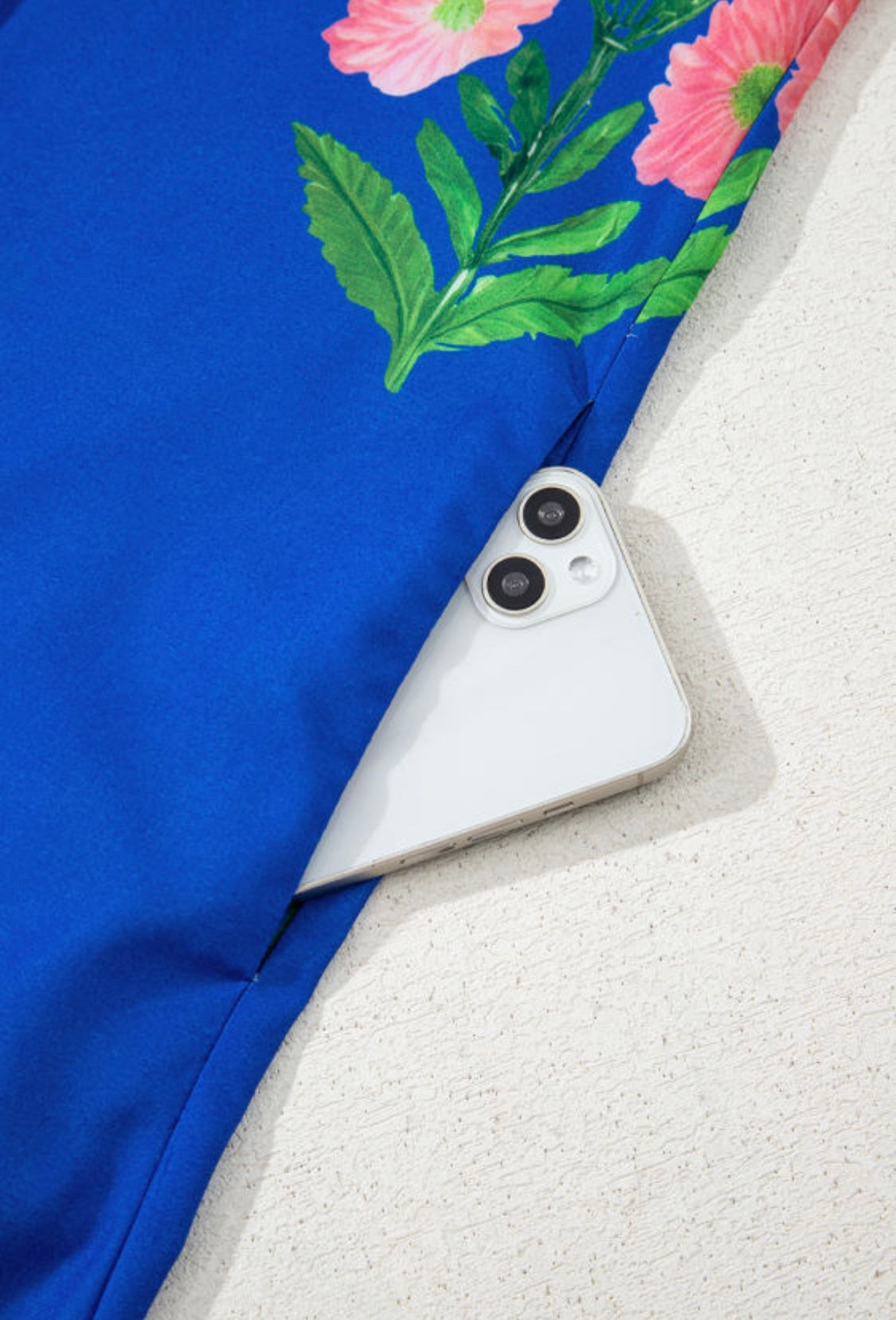 Blue striped Trim Short Sleeve Split Neck Floral Mini Dress